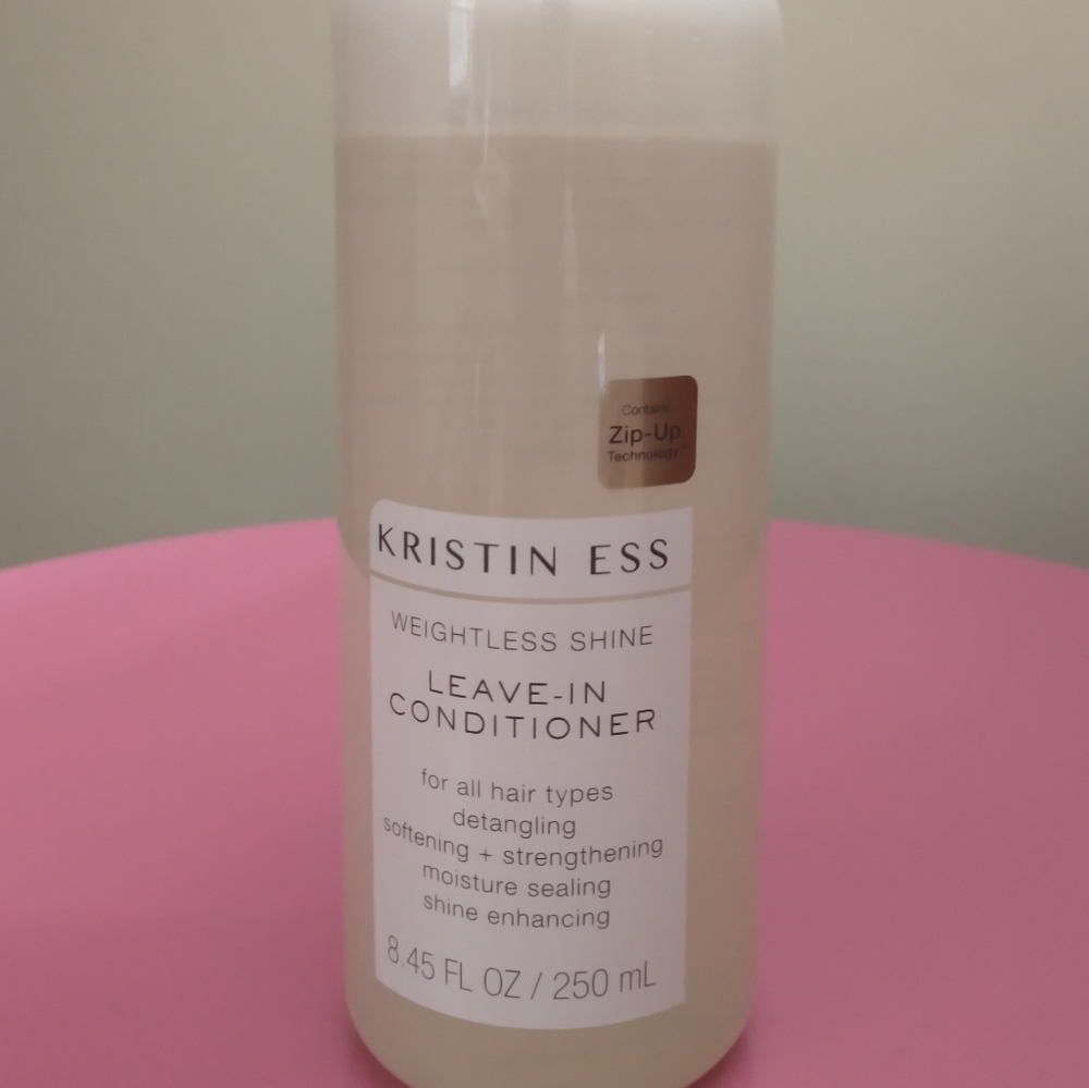 Kristin Ess weightless shine leave-in conditioner